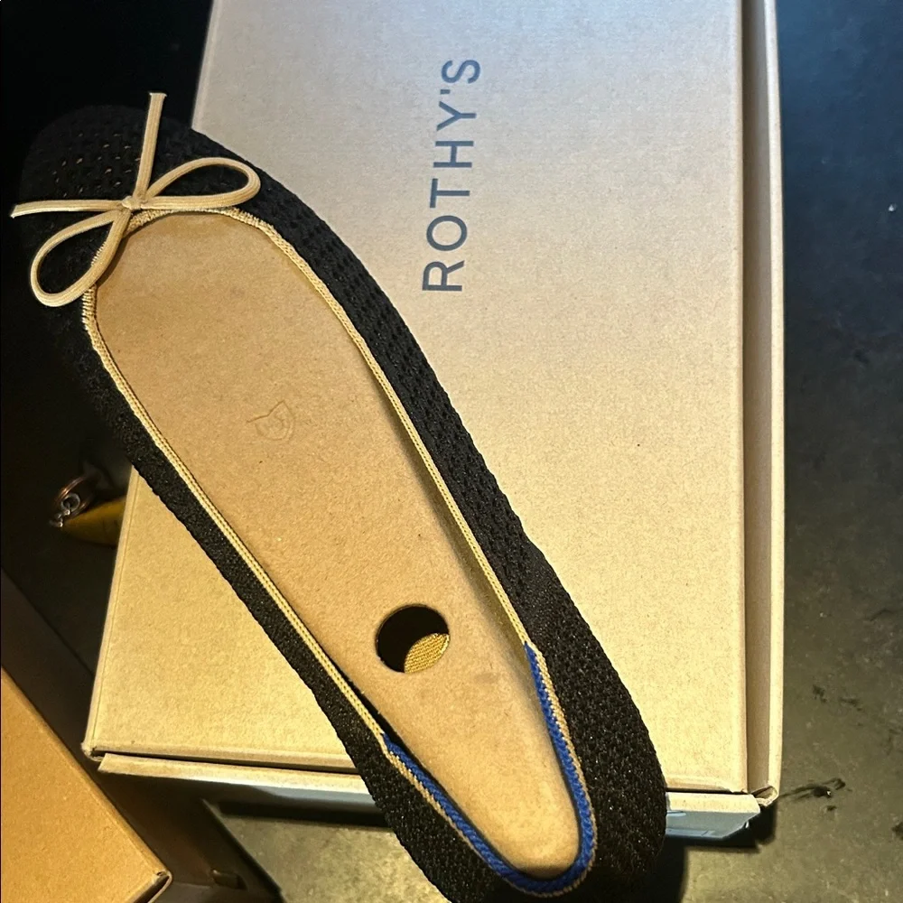 NIB Rothy's the ballet flat in noir mesh Black and Tan Flats size 11.5 - Picture 8 of 10